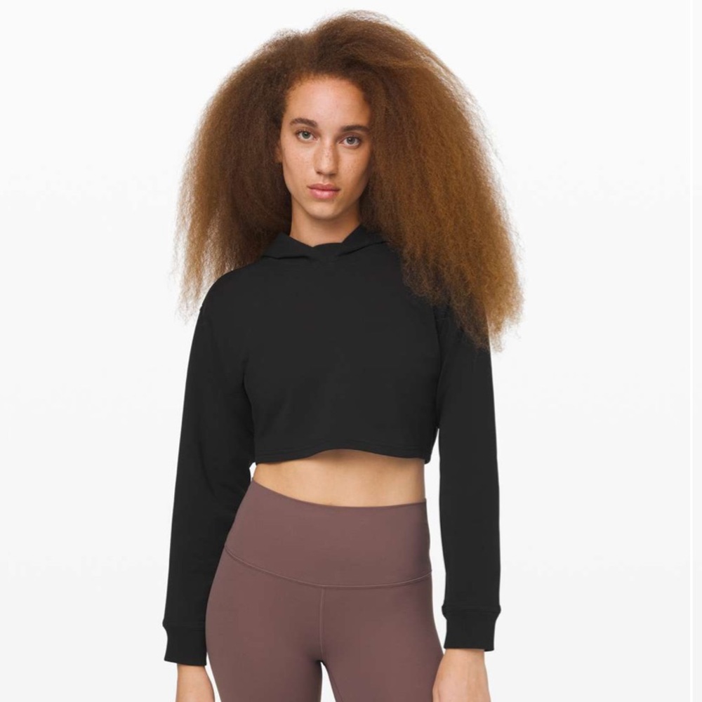 ADORABLE Lululemon Black 🖤 All Yours Cropped Hoodie